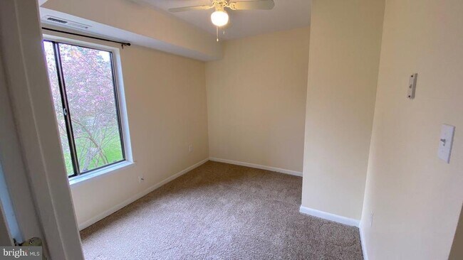 Building Photo - 10536 Cross Fox Ln