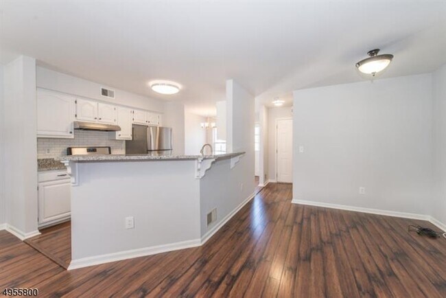 Building Photo - 1004 Appleton Way