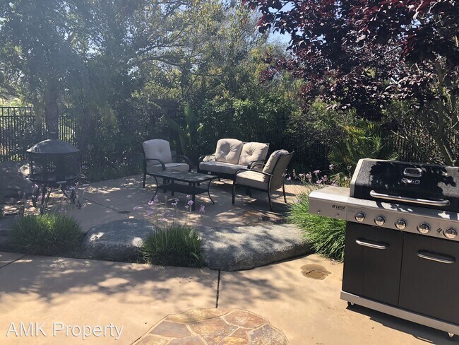 Foto del edificio - 4 br, 3 bath House - 17249 North Woodson C...