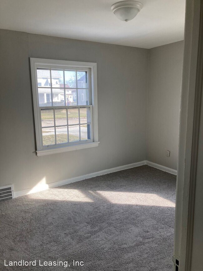 Foto del edificio - 3 br, 1 bath House - 2402 E. 34th St.