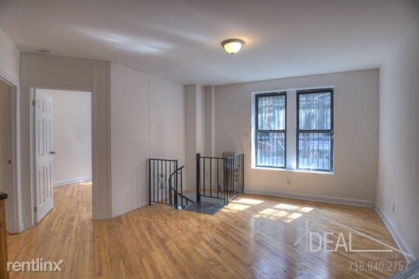 Building Photo - 391 2nd St