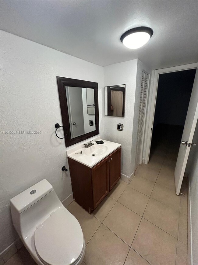 Foto del edificio - 9375 Fontainebleau Blvd
