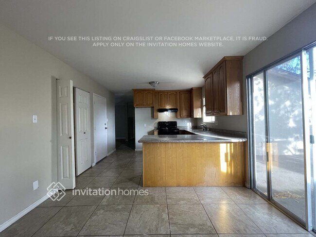 Foto del edificio - 242 College Ave