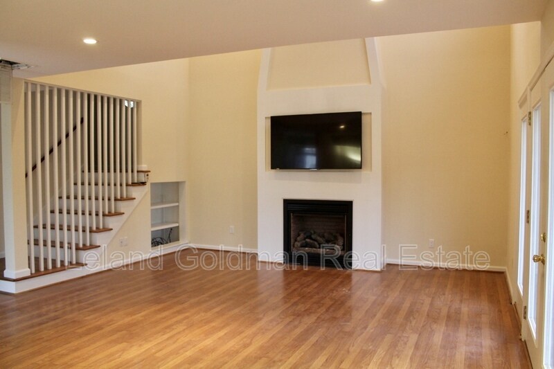 101 S Corwood Ave, Virginia Beach, VA 23452 House Rental in Virginia