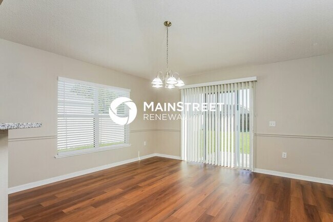 Foto del edificio - 4 Bedroom Pet-Friendly Home in Winter Haven, FL with Main Street Renewal