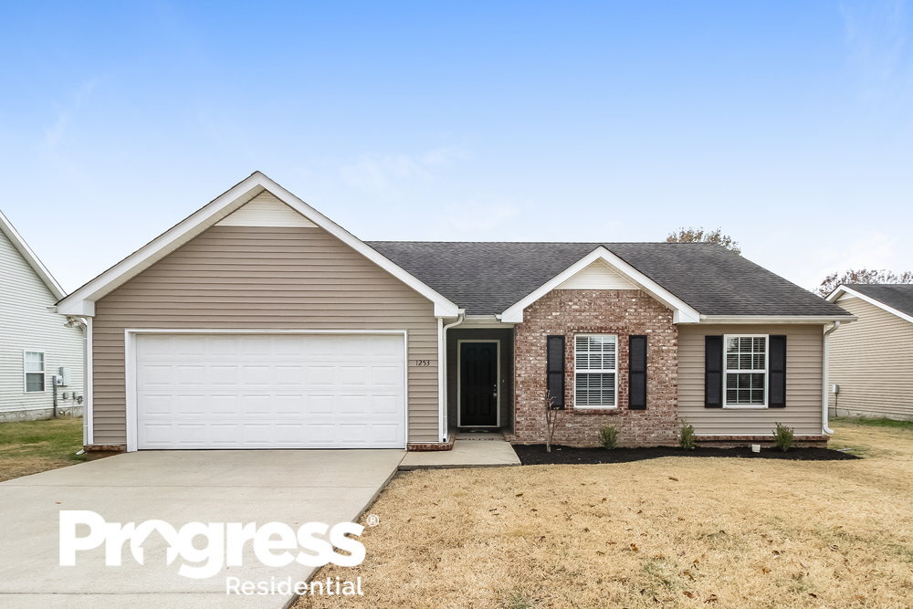 Primary Photo - 1253 St Andrews Dr