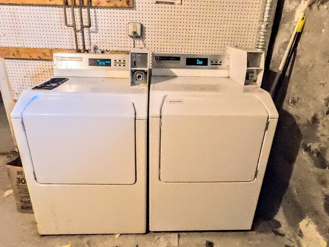 Foto del edificio - 3957 Washington St