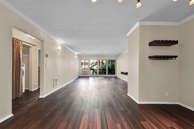 Foto del edificio - West Hollywood 2 Bedroom 2 Bathroom | Prime Location Between Melrose & Santa Monica Blvd