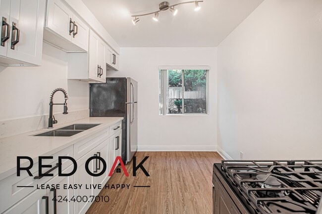 Foto del edificio - 12520 Lakewood Blvd