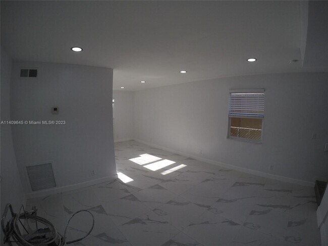 Foto del edificio - 1212 NW 5th Ave