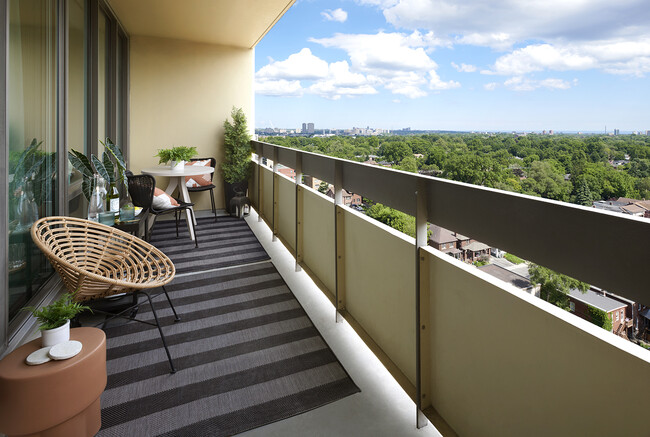 1F 1 Bedroom - Balcony - Hampton House South