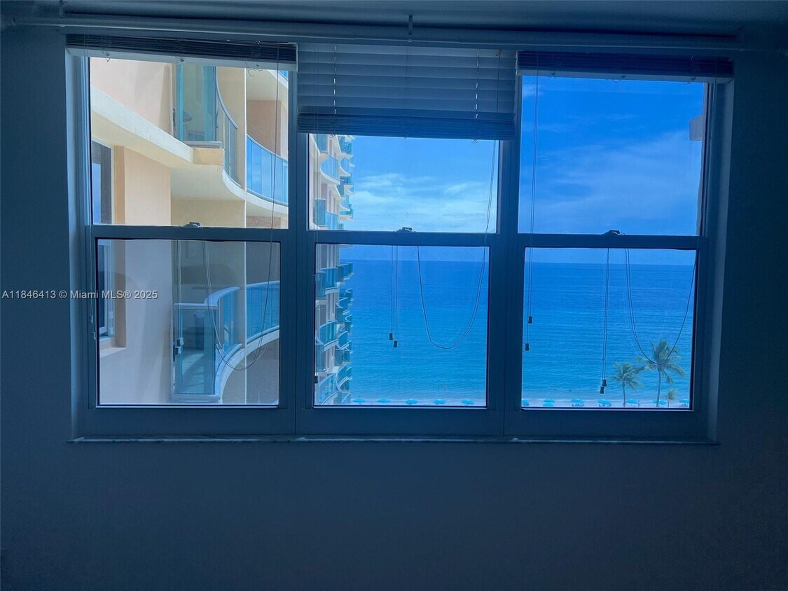 Primary Photo - 2501 S Ocean Dr