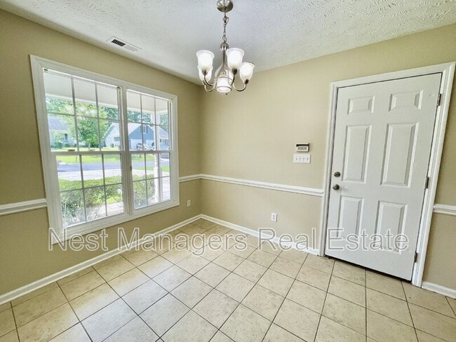 Foto del edificio - 9616 Gooden Dr