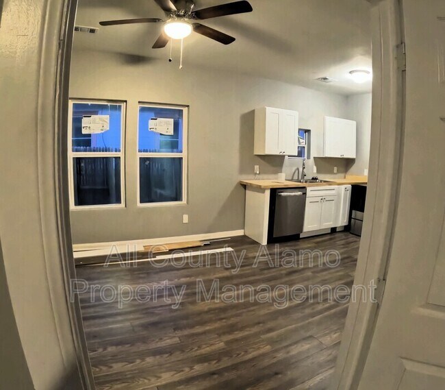 Foto del edificio - 510 Roseborough St