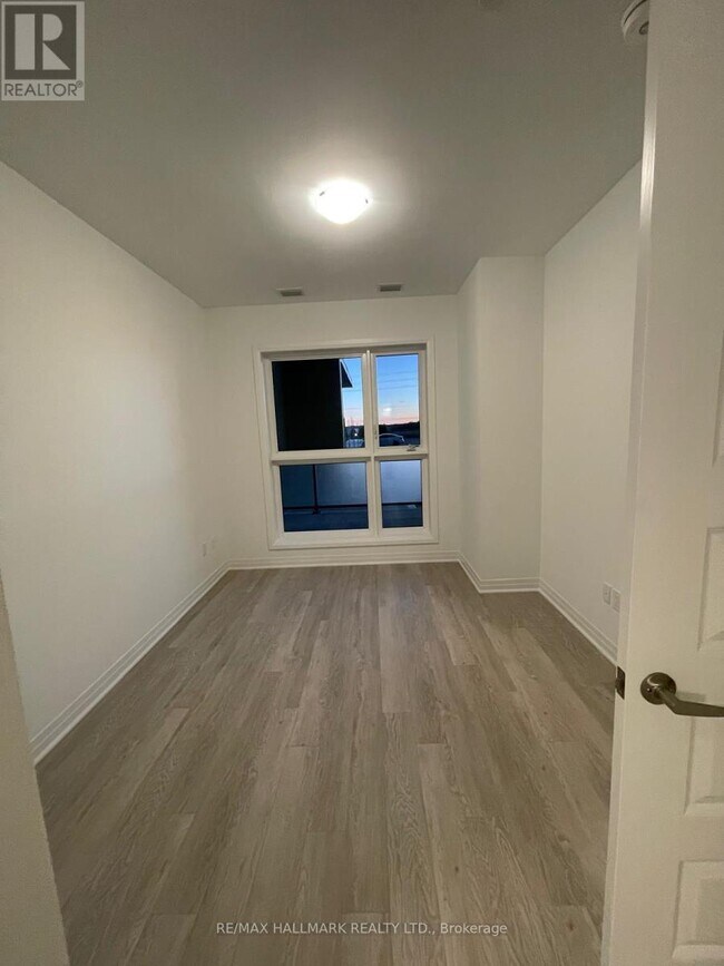 Photo du bâtiment - 480 Gordon Krantz Ave