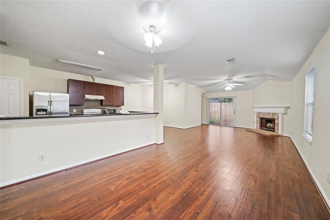 Foto del edificio - 19719 Twin Canyon Ct