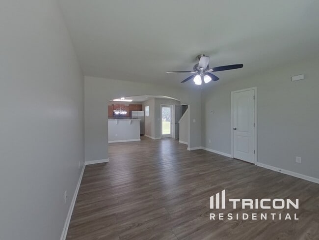 Foto del edificio - 564 Gentle Breeze Ln