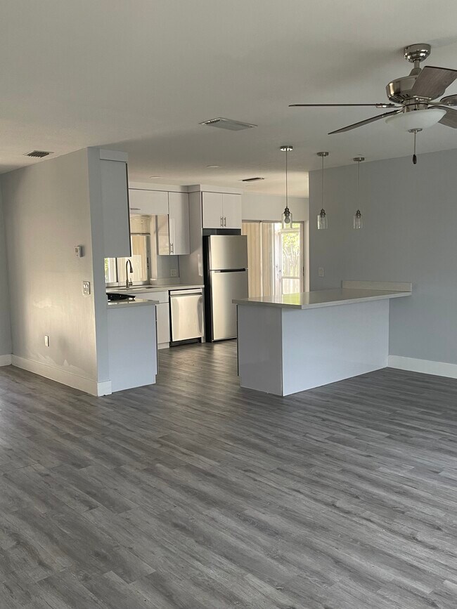 Foto del edificio - 11500 NW 39th St