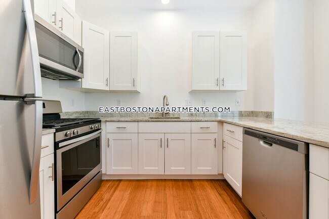 Foto del edificio - 245 Sumner St