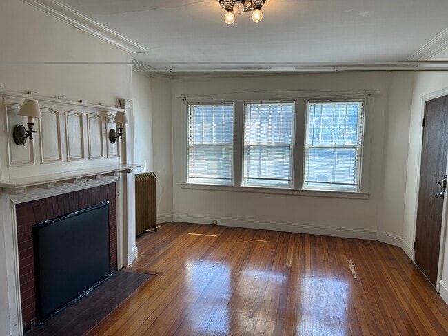 Foto del edificio - 102 Mount Auburn St