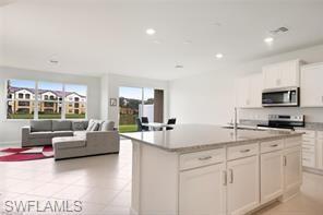 Building Photo - 12581 Laurel Cove Dr