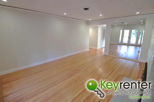 Foto del edificio - 4741 Foster Way