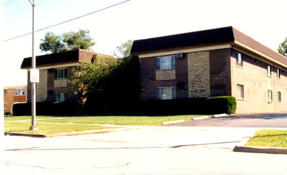 Primary Photo - 353 N Mill Rd
