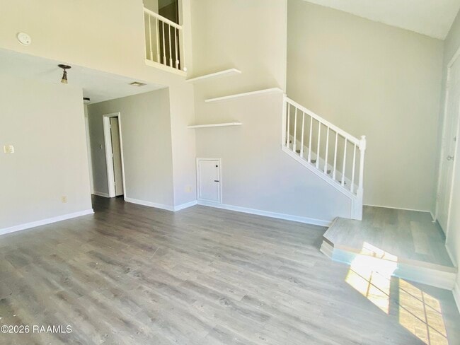 Foto del edificio - 105 Williamsburg Cir