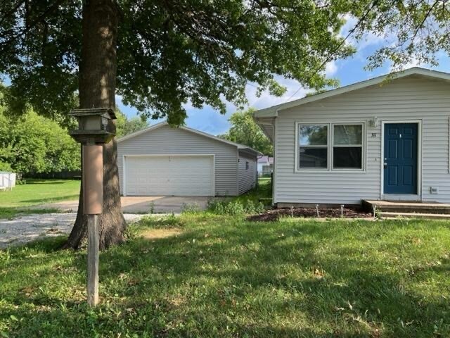 Foto principal - 311 W Reynolds St