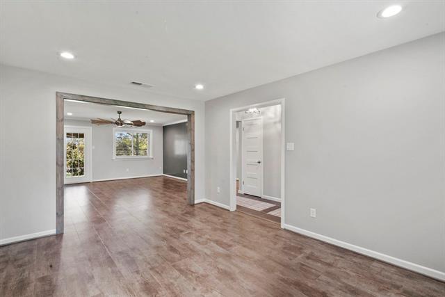 Foto del edificio - 605 Southland Dr