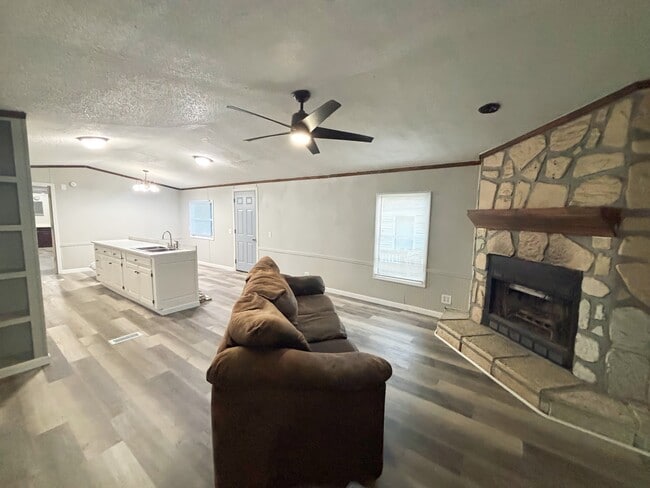 Building Photo - 7013 Timber Ridge N