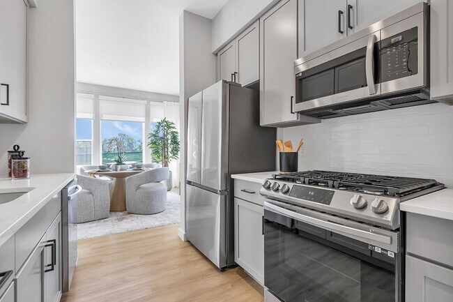 Building Photo - Woodland Square at Montvale