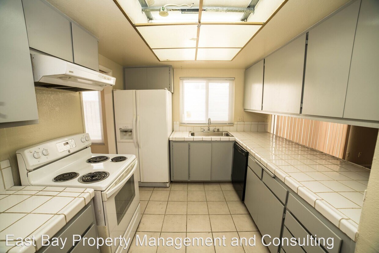 Primary Photo - 4 br, 2 bath House - 6248 Rubicon Ave.