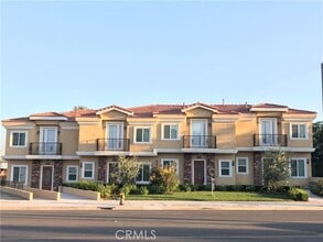 Building Photo - 708 W Duarte Rd