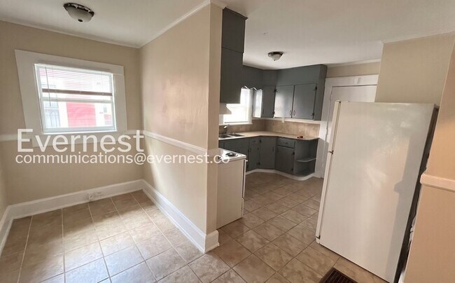 Foto del edificio - 1119 Graymont Ave W