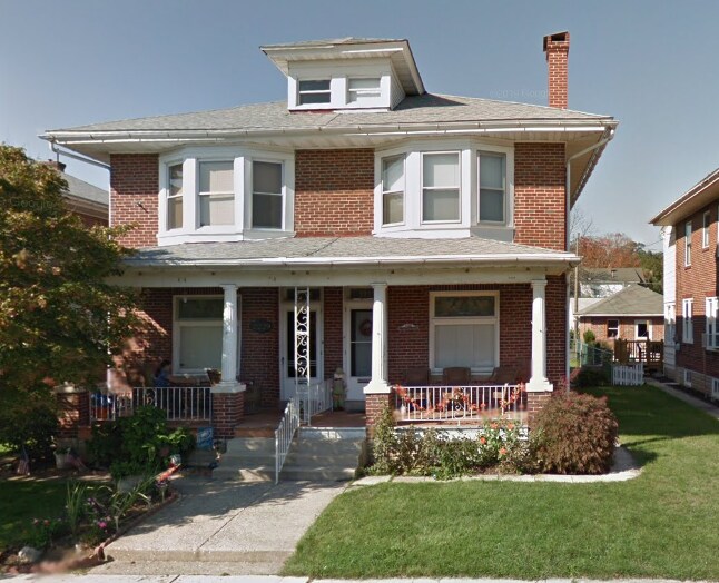 Primary Photo - 2227 Spring St