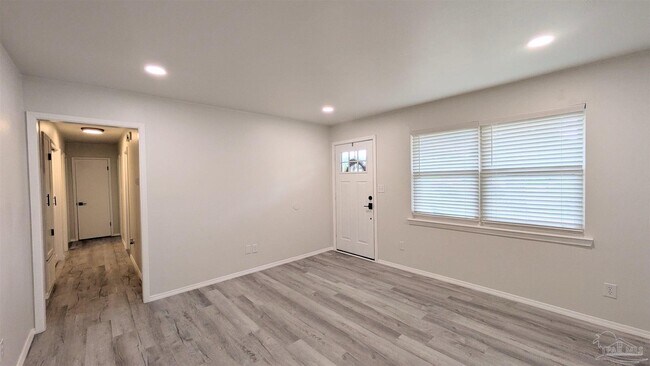 Foto del edificio - 9644 Hollowbrook Dr
