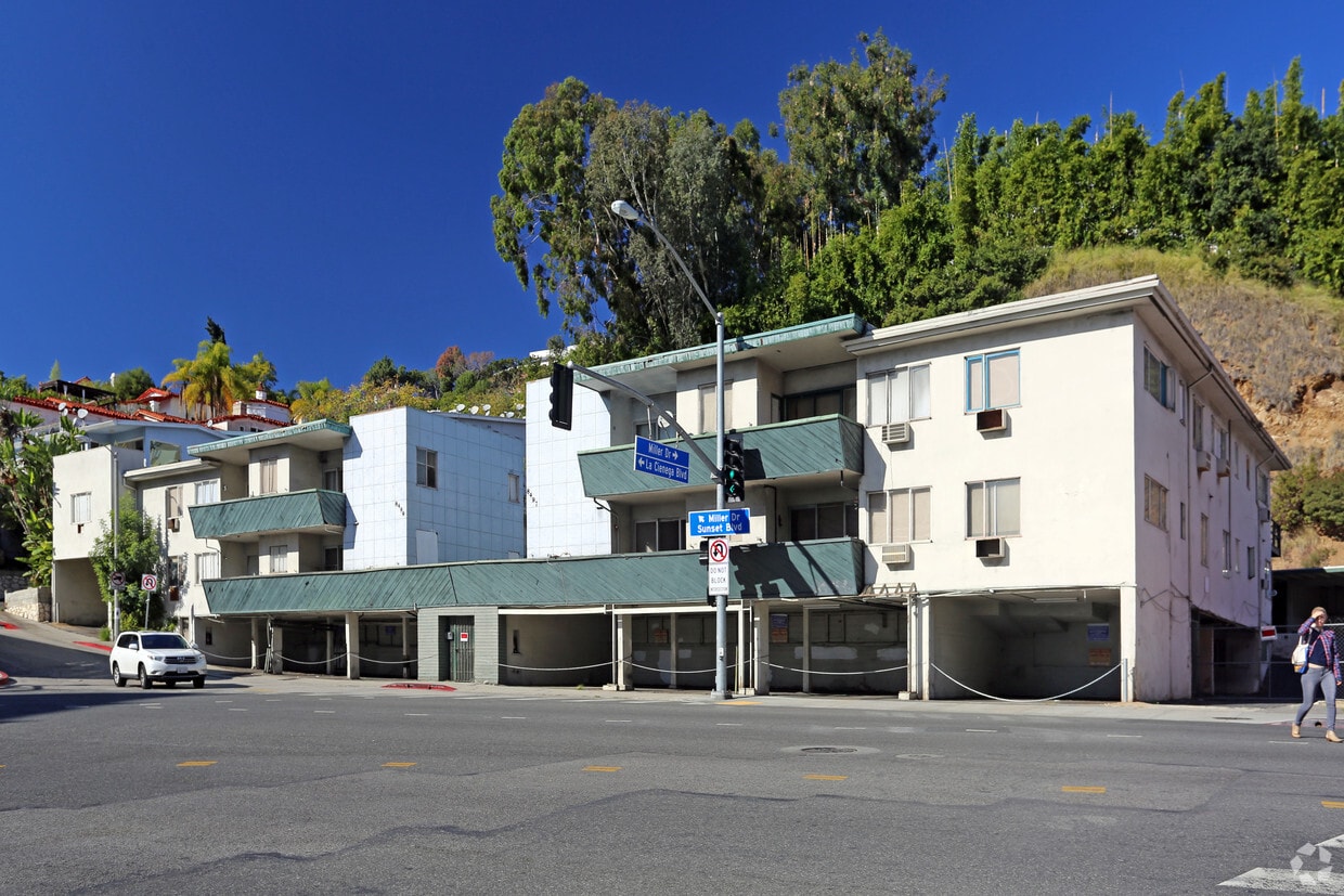 Primary Photo - 8497-8499 Sunset Blvd