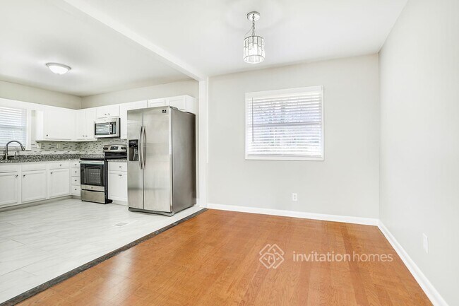 Foto del edificio - 3504 Misty Valley Rd