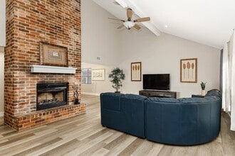 Building Photo - 103 N Deerfoot Cir