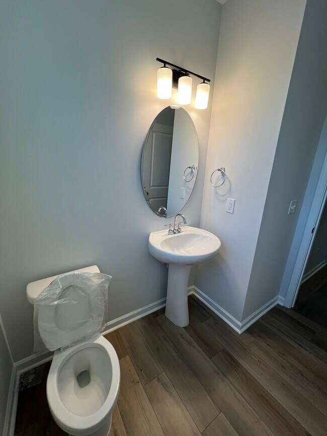 Foto del edificio - 375 Chesapeake Cmns St