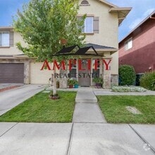 Building Photo - 427 Hetherington Cir