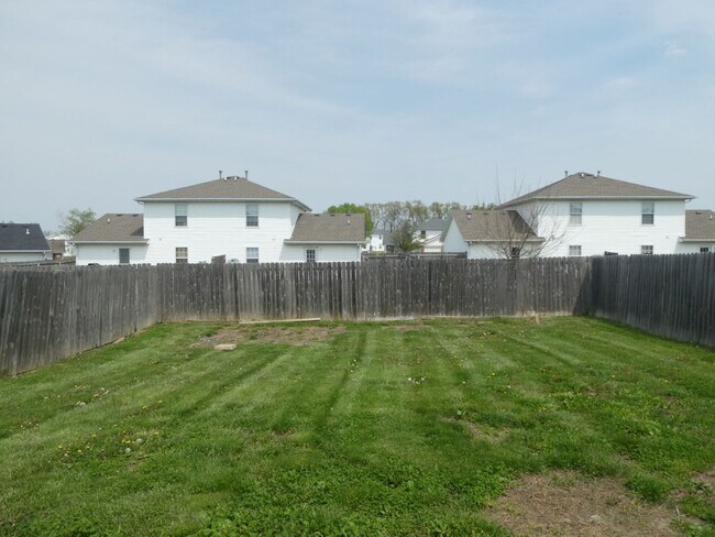 Foto del edificio - 1609 High Quest Cir