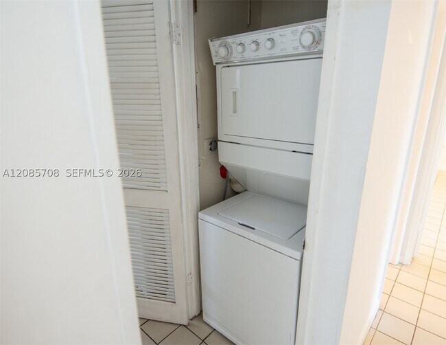 Foto del edificio - 506 NW 87th Ave