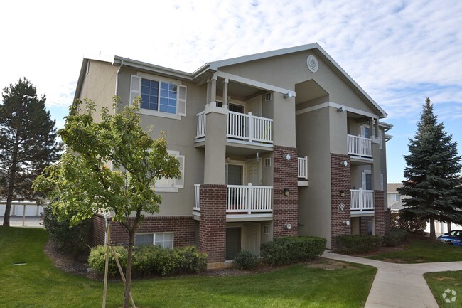 Country Oaks - Apartments in Clearfield, UT | Apartments.com