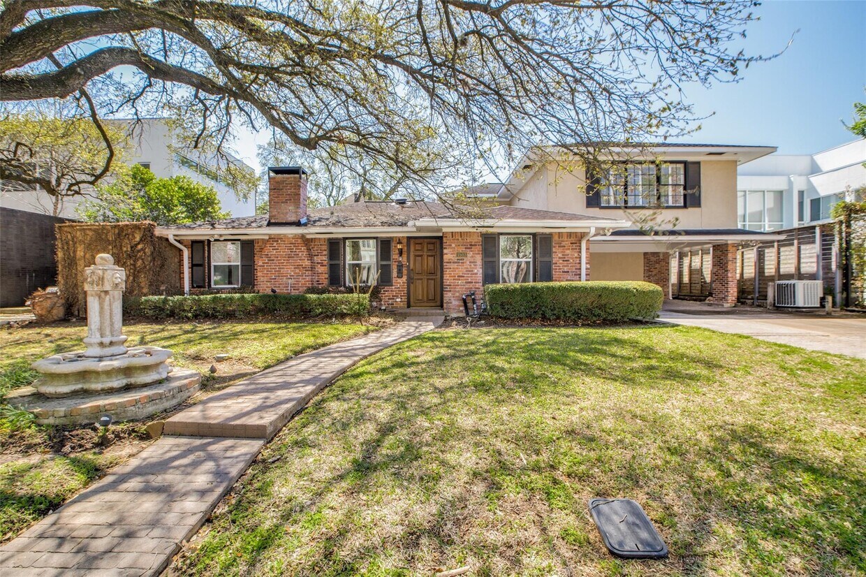 Foto principal - 1503 Banks St