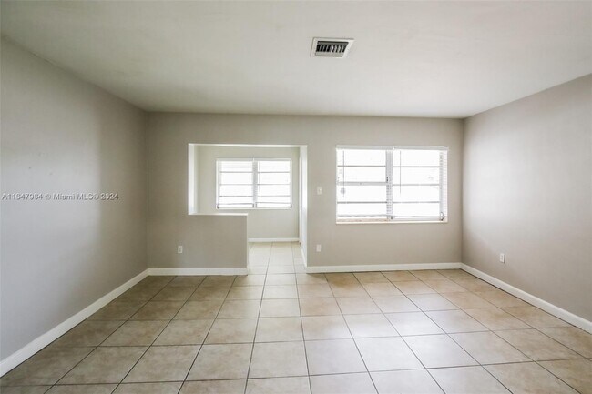 Foto del edificio - 1710 NW 109th St