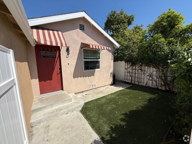Building Photo - 7838 Sancola Ave