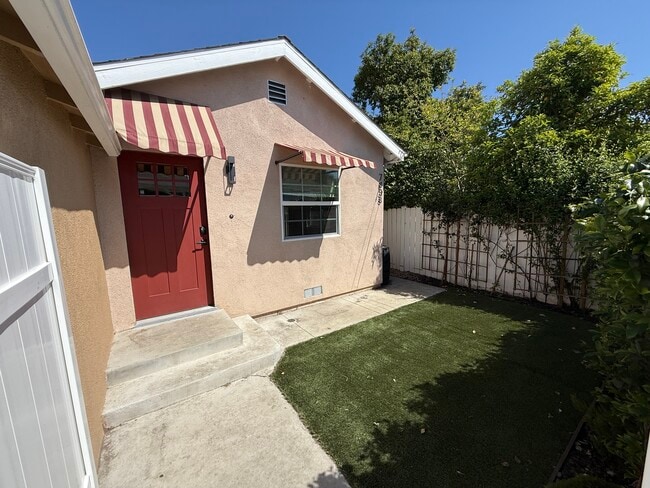 Building Photo - 7838 Sancola Ave