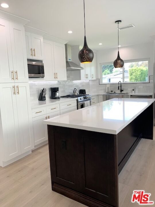 Building Photo - 5630 Vantage Ave